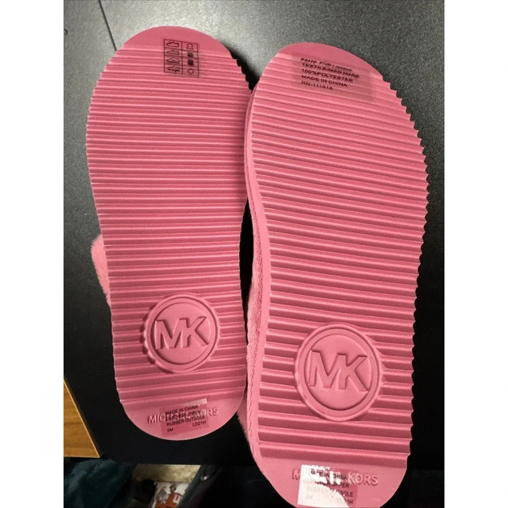 Michael Kors Boots Size 5‎
